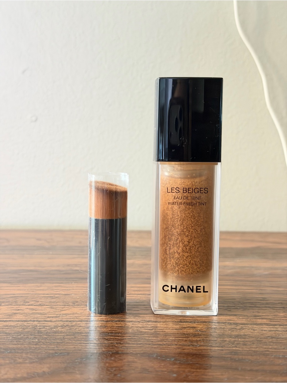 CHANEL Les Beiges Water-Fresh Tint - Medium Plus Open